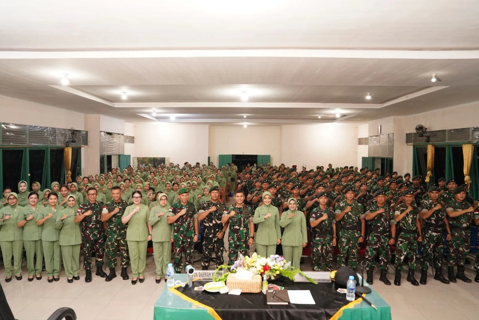 Pangdam XII/Tpr Sambangi Markas ‘Beruang’, Tekankan Humanisme di Bulan Suci
