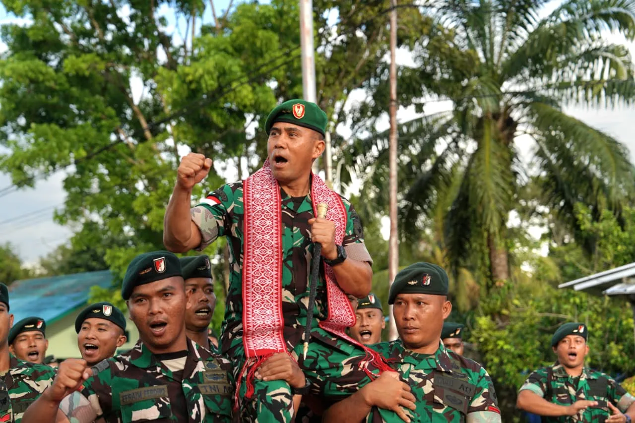 Pangdam XII/Tpr Sambangi Yonif 644/Walet Sakti: Prajurit Infanteri Harus Mahir dan Militan