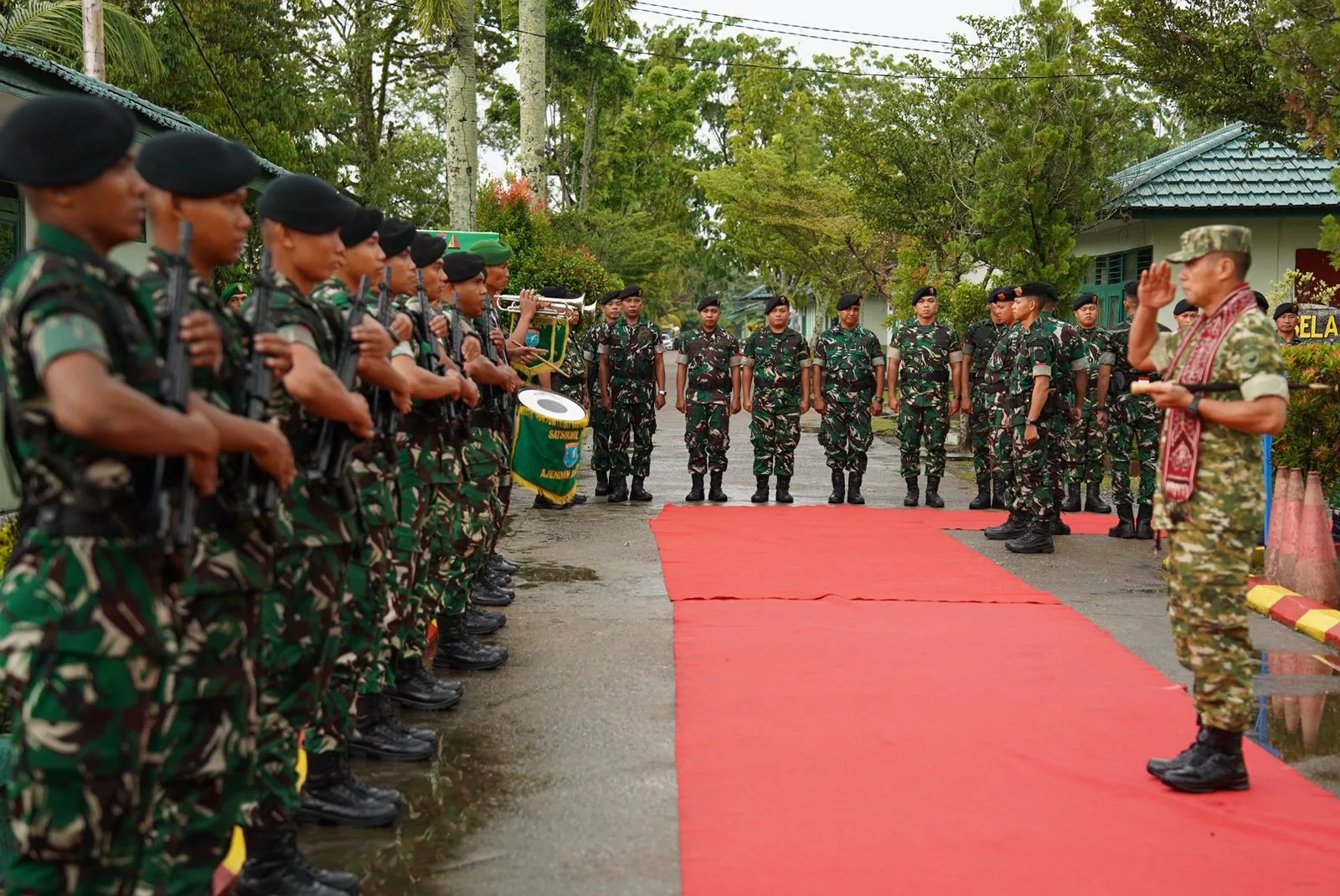 Pangdam XII/Tpr Tinjau Kesiapan Tempur Kompi Kavaleri 12/Macan Dahan Cakti