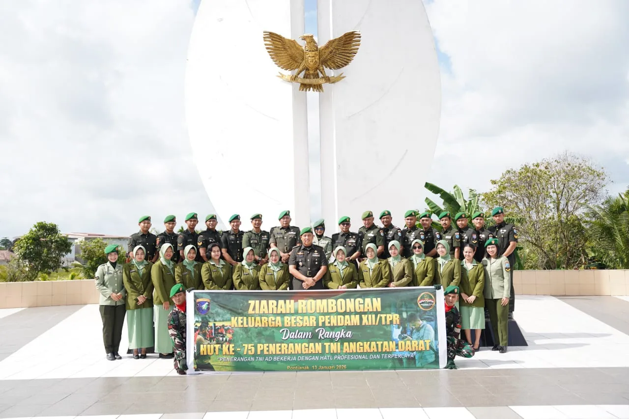 Peringati 75 Tahun Penerangan TNI AD, Kapendam XII/Tpr Pimpin Ziarah di TMP Dharma Patria Jaya
