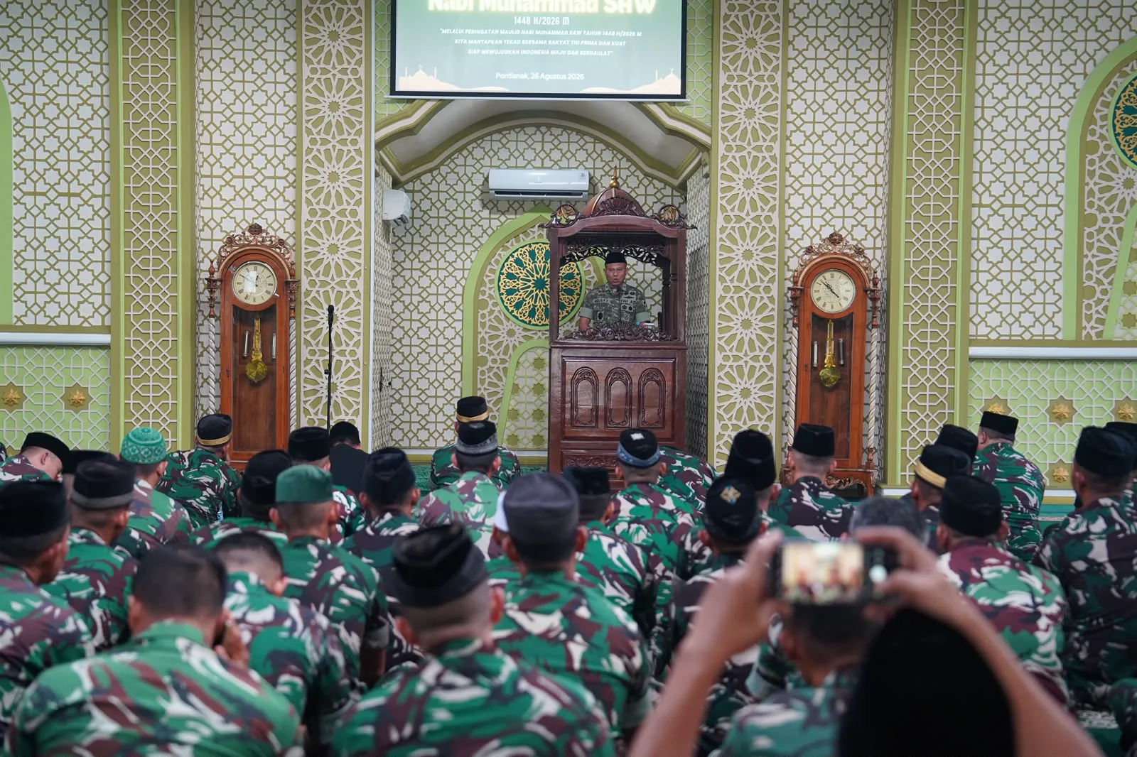 Peringati Maulid Nabi 1448 H, Irdam XII/Tpr Ajak Prajurit Teladani Rasulullah SAW
