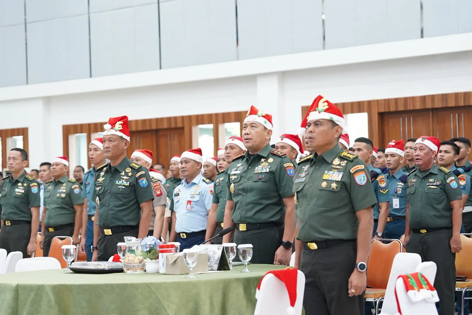 Refleksi Kasih dan Persaudaraan, Keluarga Besar Kodam XII/Tpr Rayakan Natal Bersama Kasad