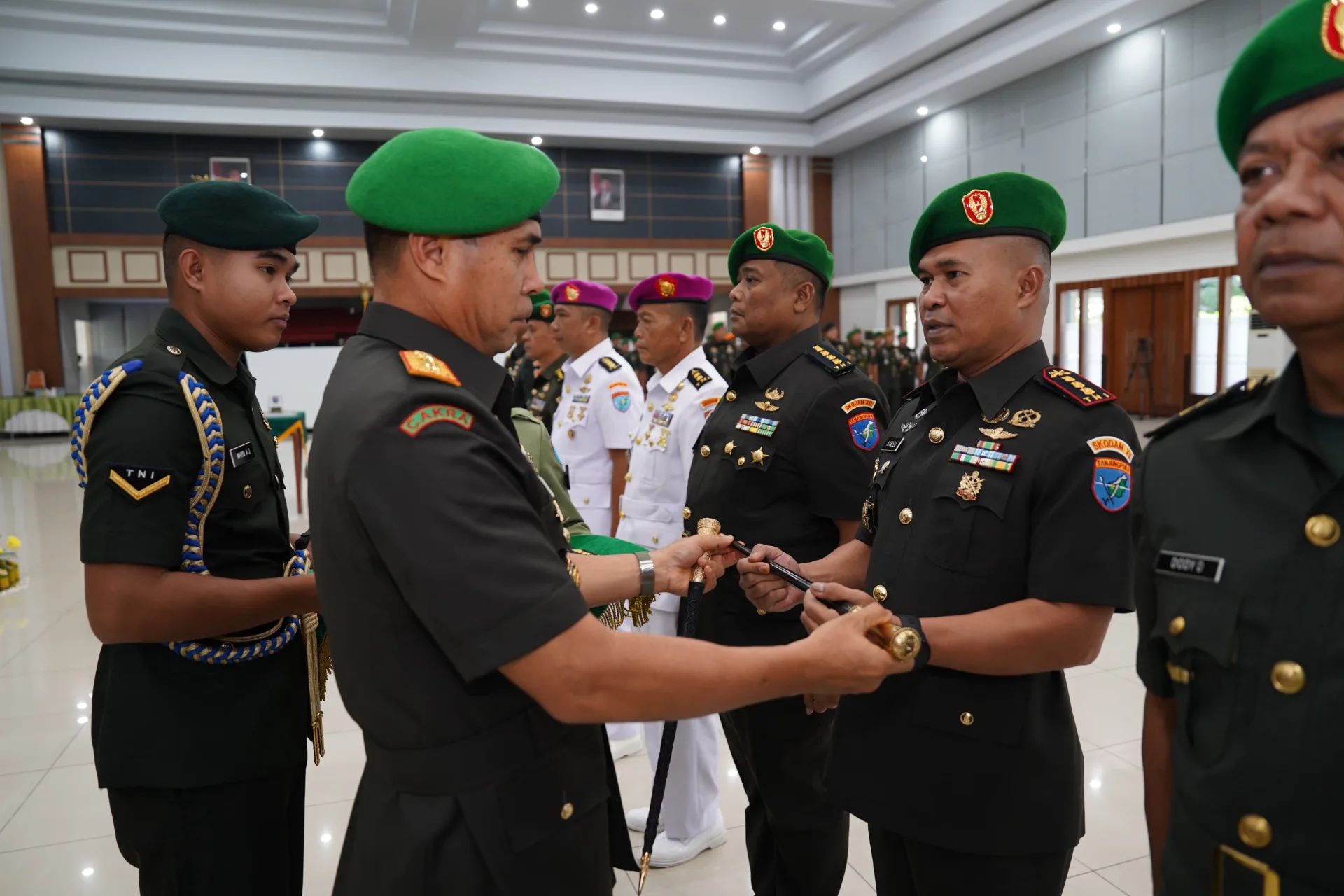 Segarkan Lini Kepemimpinan, Pangdam XII/Tpr Pimpin Sertijab Sejumlah Pejabat Kodam