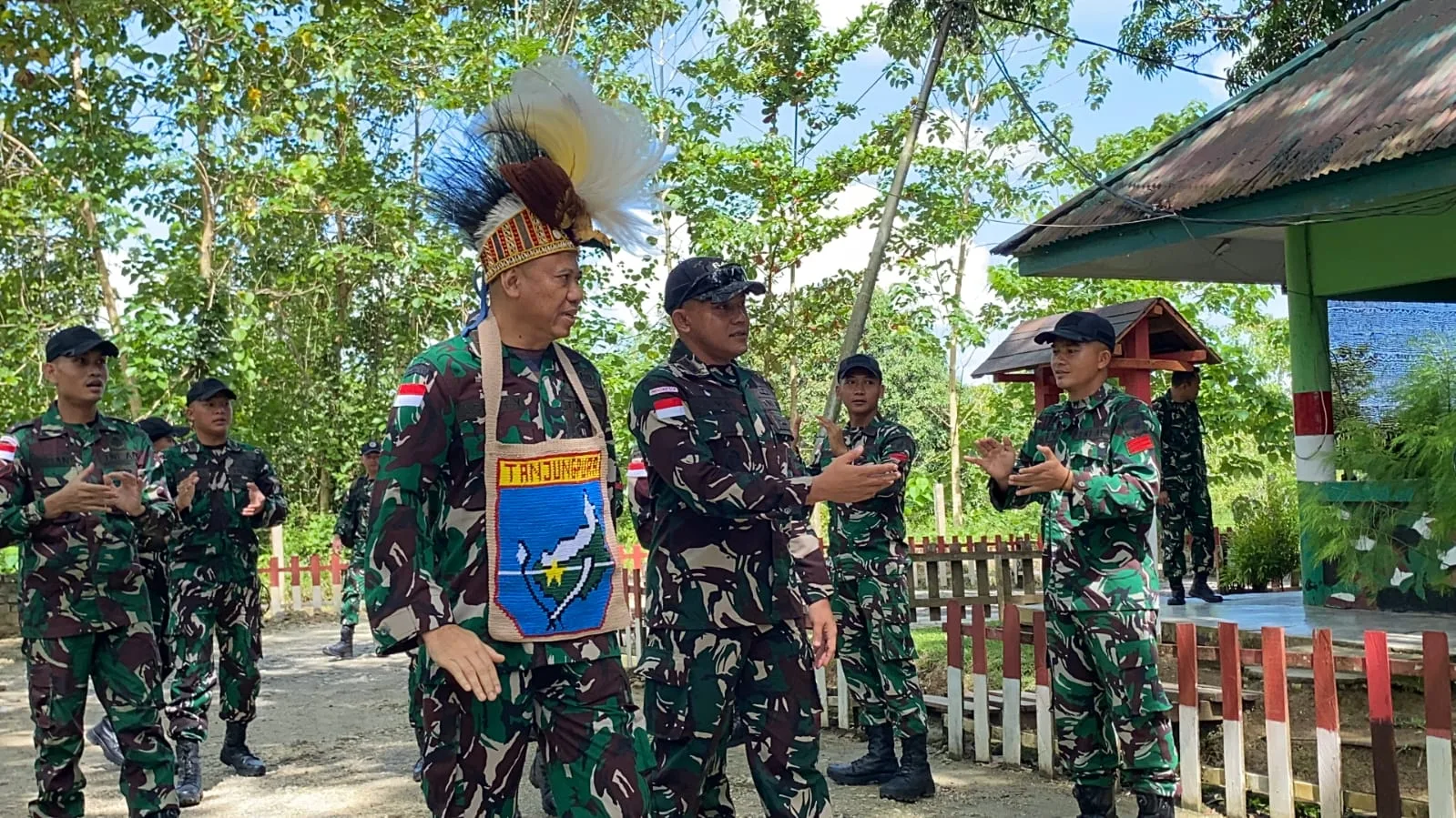 Tim Dalwasops Kodam XII/Tpr laksanakan kunjungan ke Kotis dan Kout Satgas Pamtas RI-PNG Yonif 643/Wns