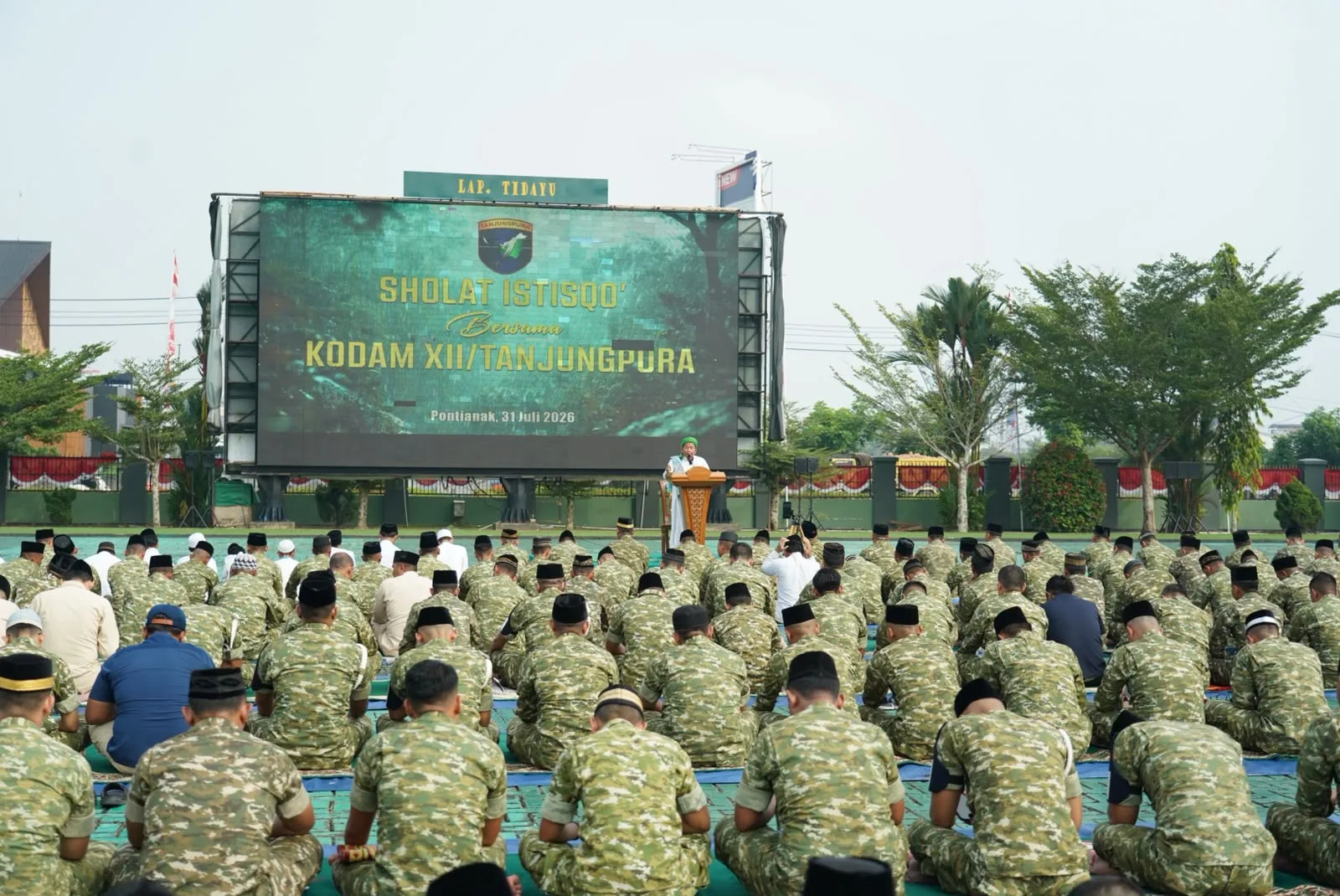 Upaya Lahir dan Batin, Ratusan Prajurit Kodam XII/Tpr Gelar Sholat Istisqo Memohon Hujan