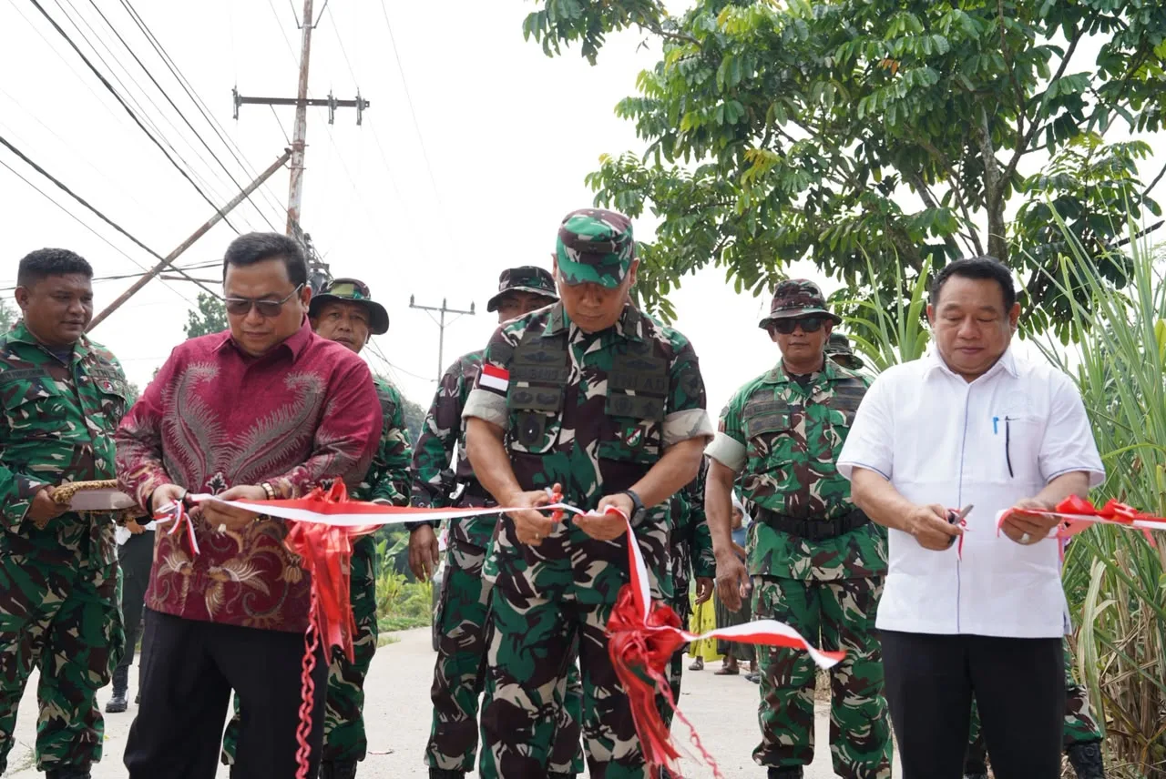 Kasdam XII/Tpr Tutup TMMD ke-129 di Kubu Raya, Tegaskan Komitmen Membangun Negeri dari Desa