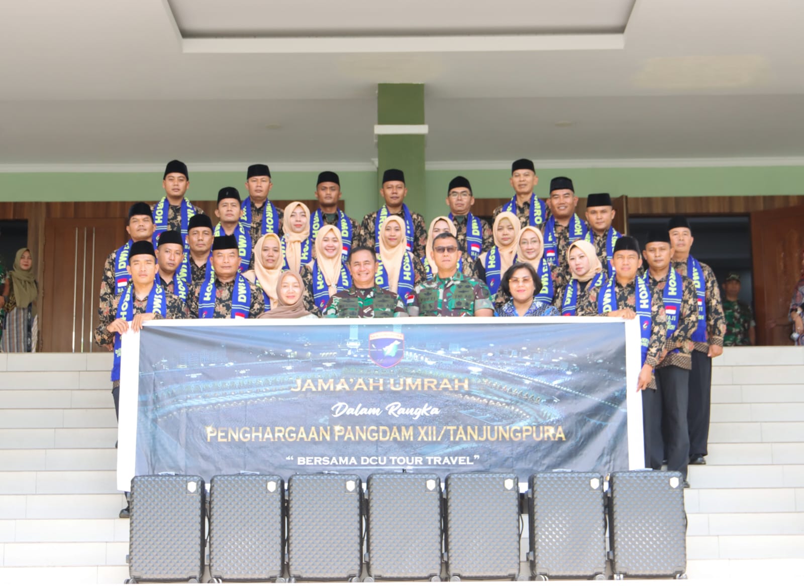 Sebagai Wujud Apresiasi Kepada Anggota, Pangdam Tanjungpura Berangkatkan 33 Personel Ibadah Umroh