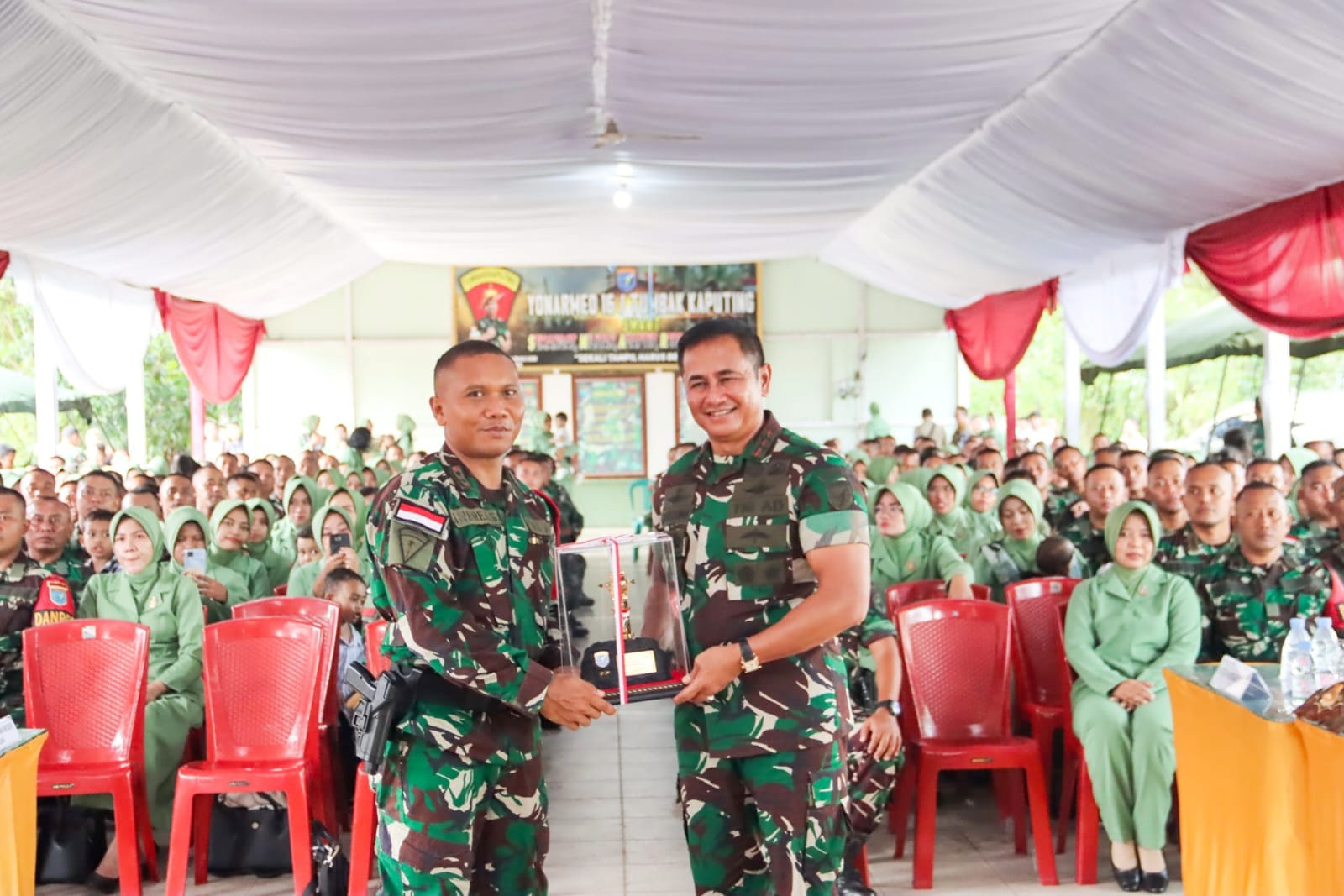 Berhasil Dalam Penugasan, Pangdam XII/Tpr Bangga Sambut Kedatangan Satgas Yonarmed 16/TK