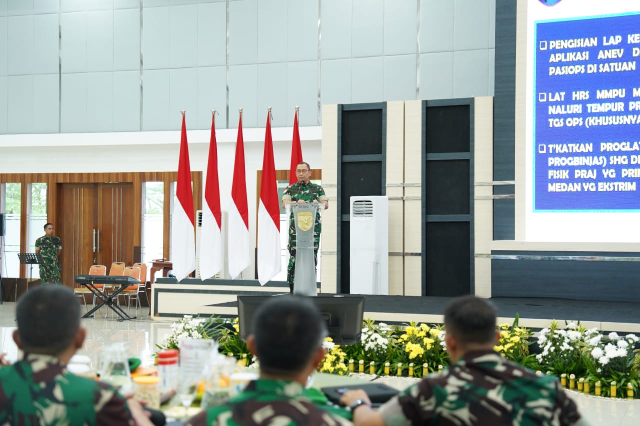 Rapat Evaluasi Progjagar TA 2025, Pangdam XII/Tpr Tekankan Akuntabilitas dan Maksimalkan Penyerapan Anggaran
