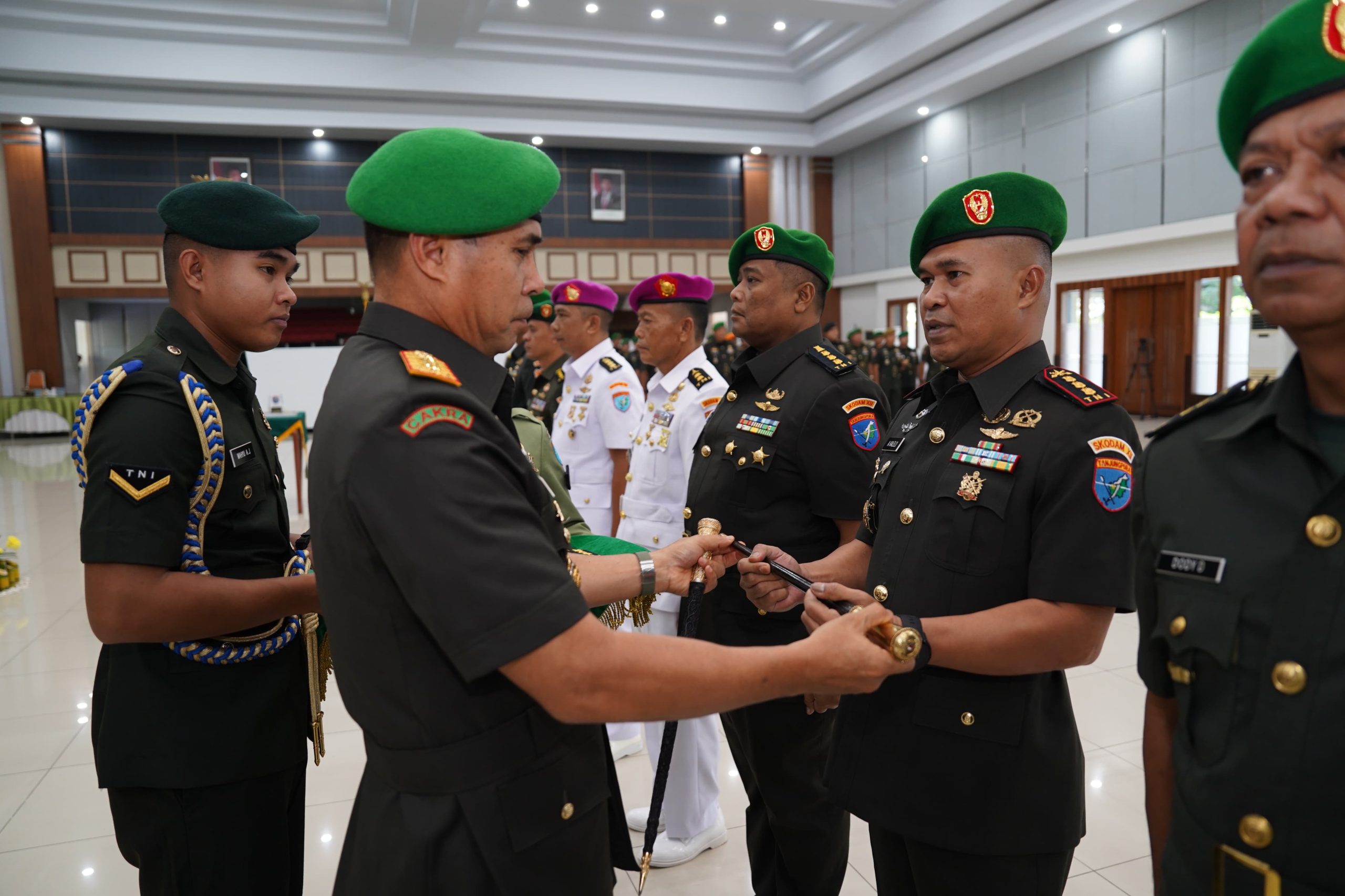 Segarkan Lini Kepemimpinan, Pangdam XII/Tpr Pimpin Sertijab Sejumlah Pejabat Kodam