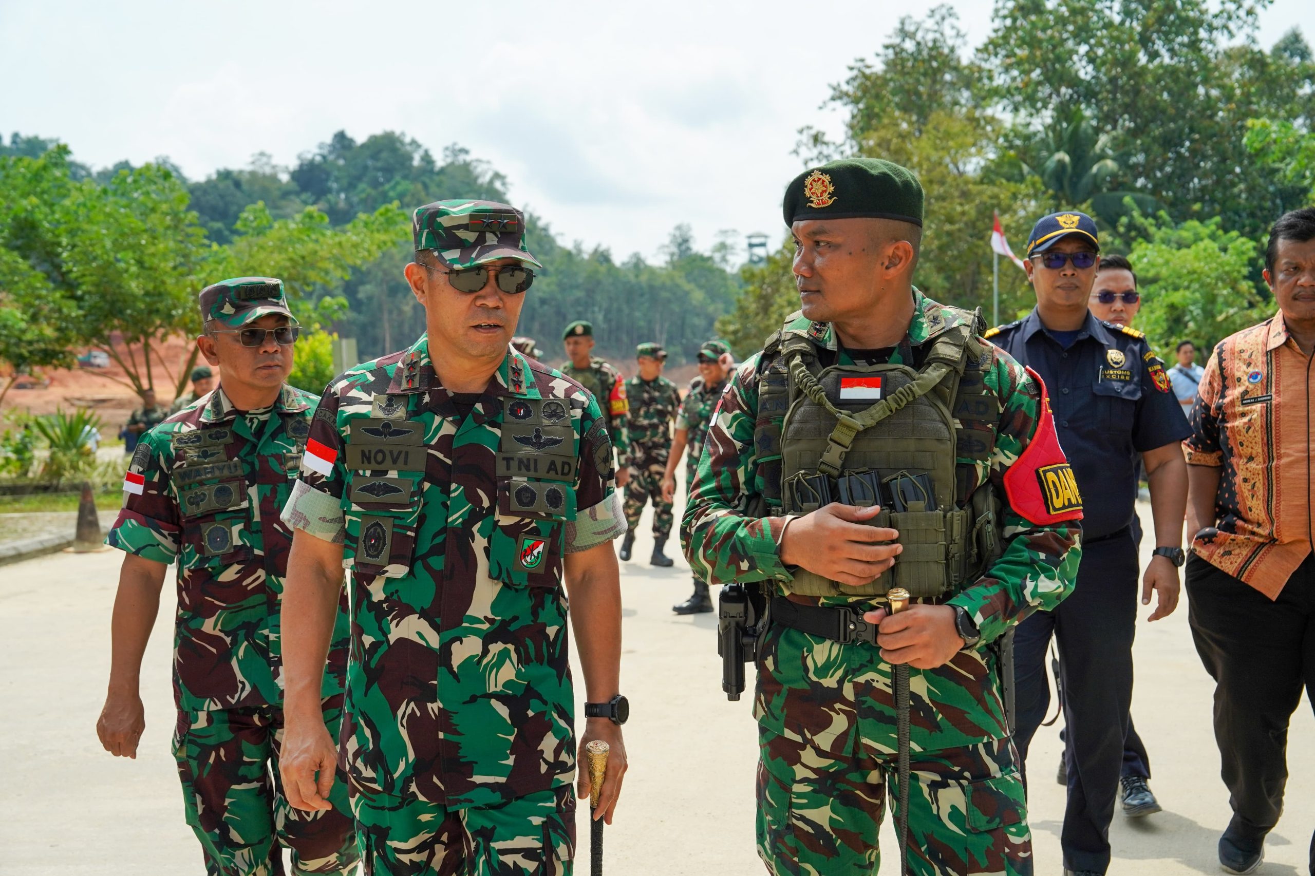 Pangdam XII/Tpr Tinjau PLBN Jagoi Babang di Beranda Negeri