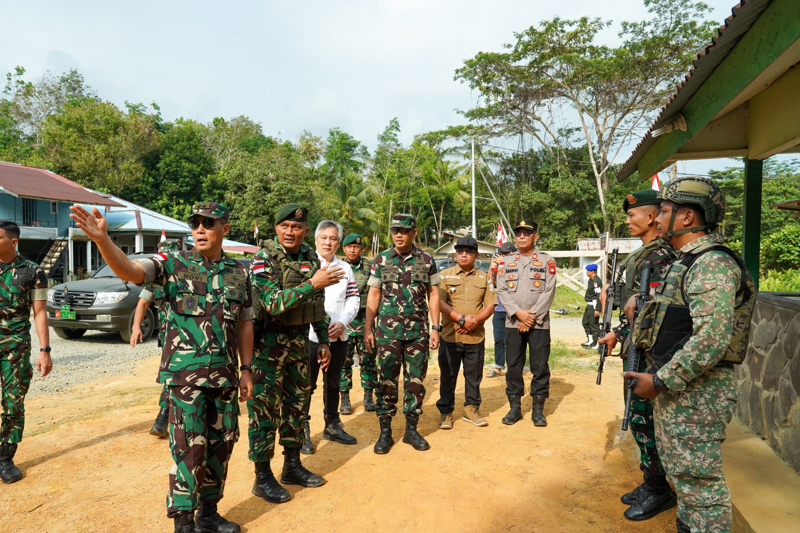 Pastikan Kedaulatan RI di Garis Depan, Pangdam XII/Tpr Tinjau PLB Temajuk