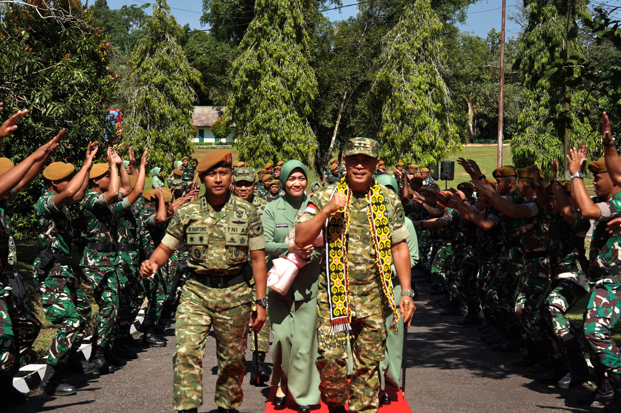 Perkuat Kesiapan Satuan, Pangdam XII/Tpr Kunjungi Yonarmed 16/Tumbak Kaputing