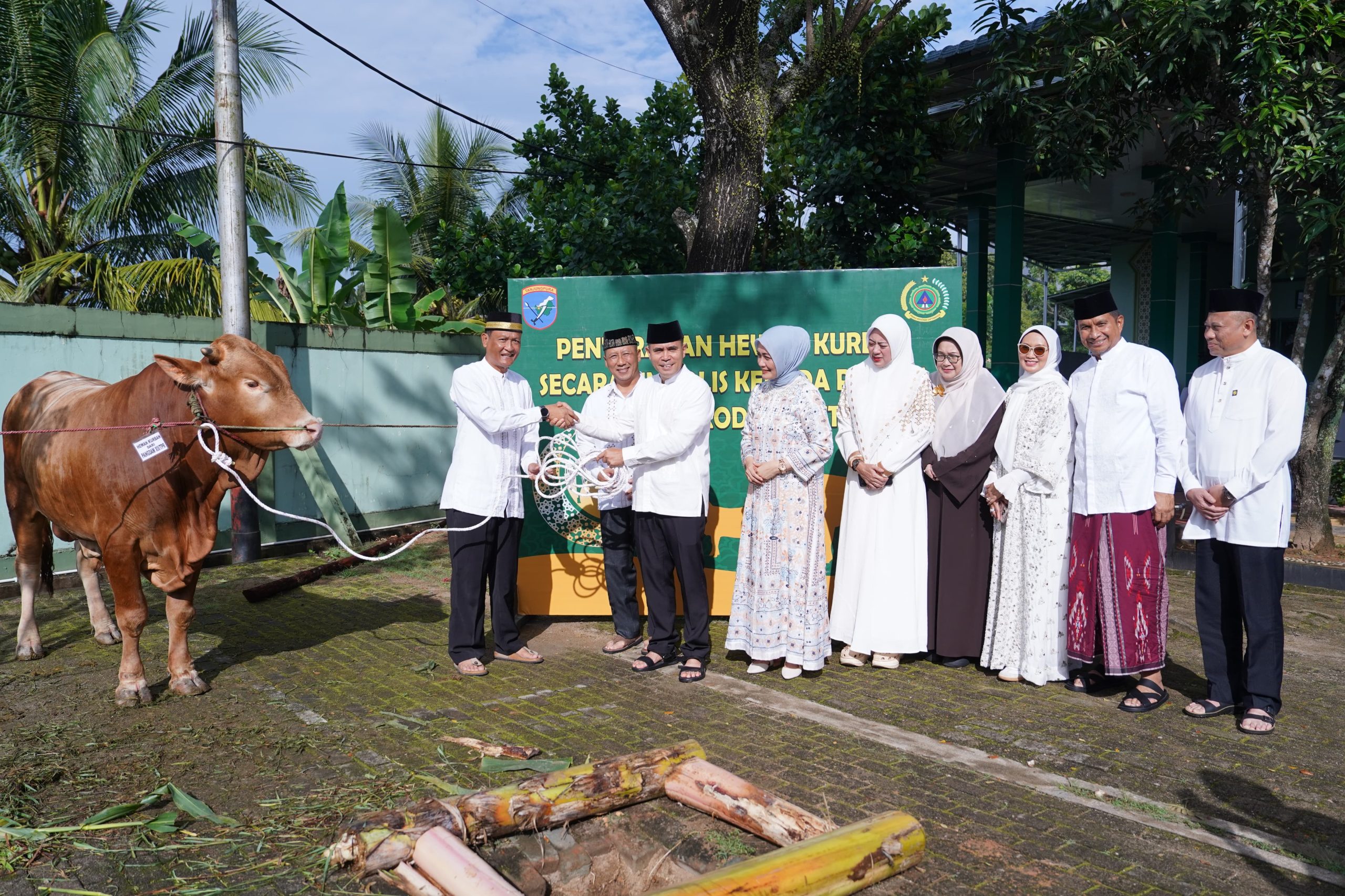 Momentum Idul Adha di Kodam XII/Tpr, Pangdam Ajak Prajurit dan Masyarakat Menumbuhkan Semangat Pengorbanan