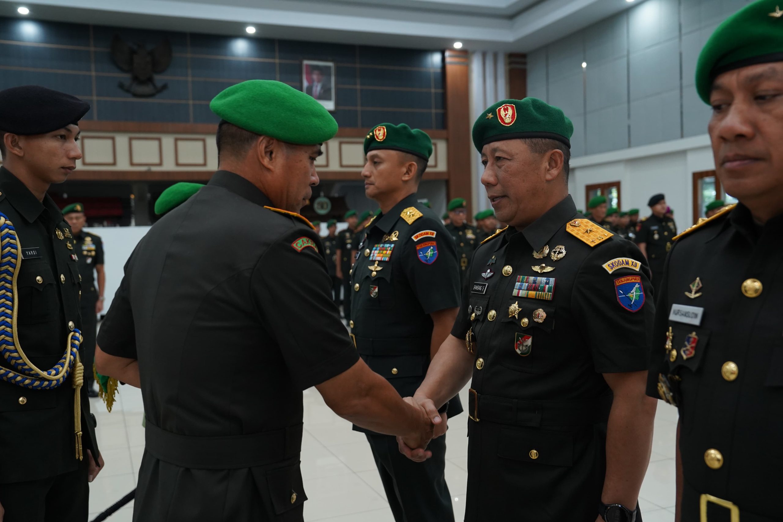 Pangdam XII/Tpr Pimpin Estafet Kepemimpinan: Brigjen TNI Bambang Sujarwo Resmi Menjabat Kasdam
